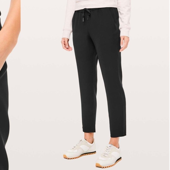 Lululemon On The Fly Pant *Woven 28" in black size 2 travel athletic pants - Picture 2 of 14